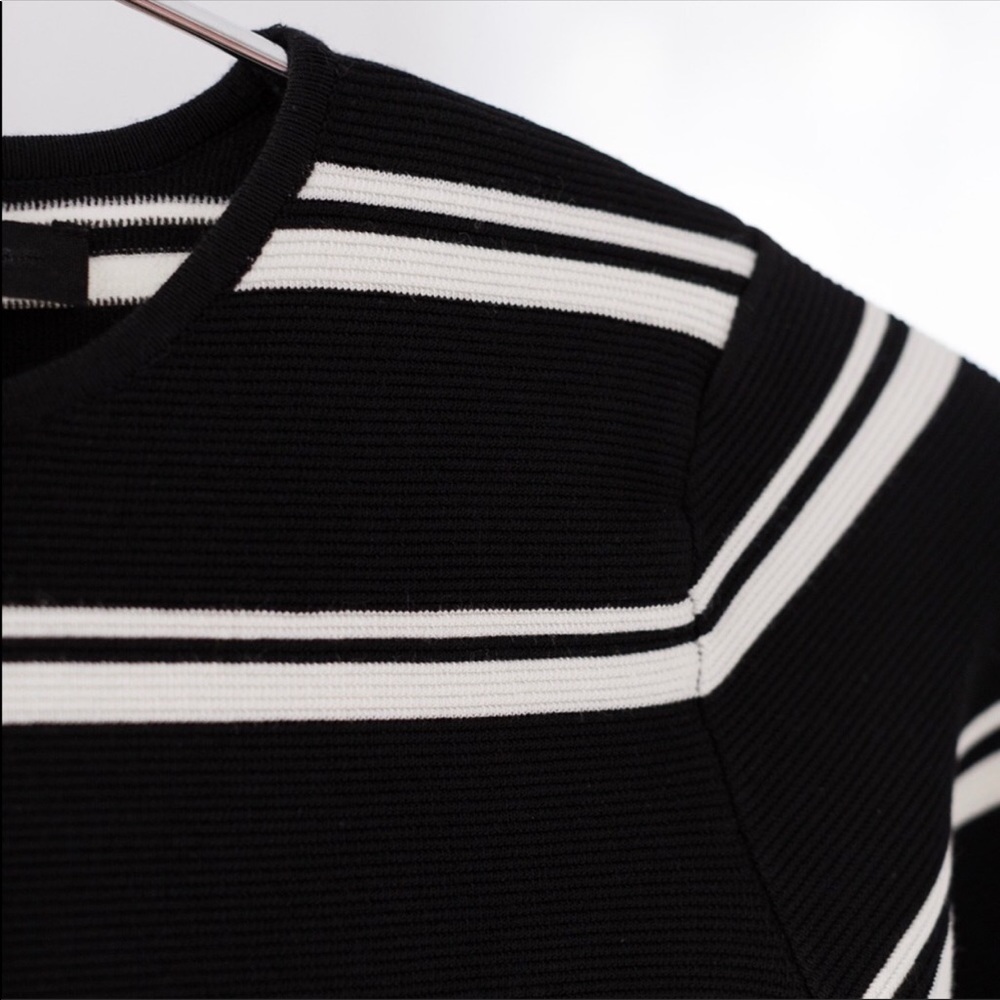 SoldOut11thStreet - Picture 3 of 6